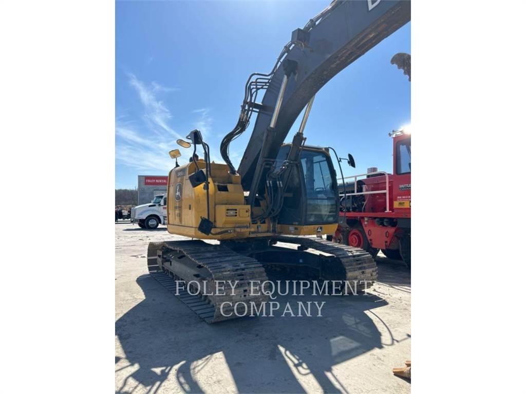 John Deere 245G LC Pelle sur chenilles