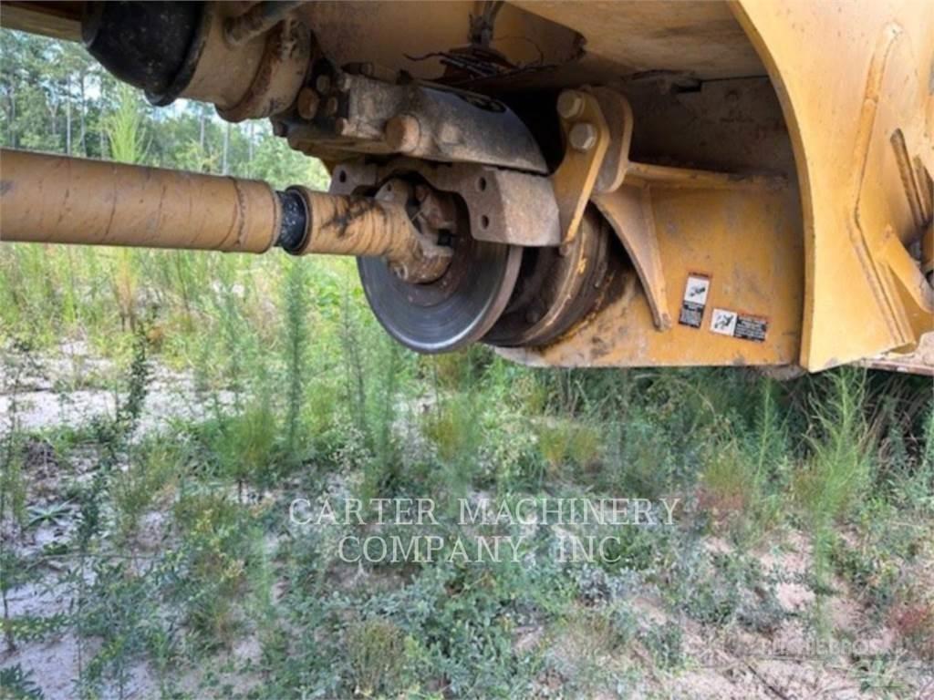 John Deere 300D Tombereau articulé