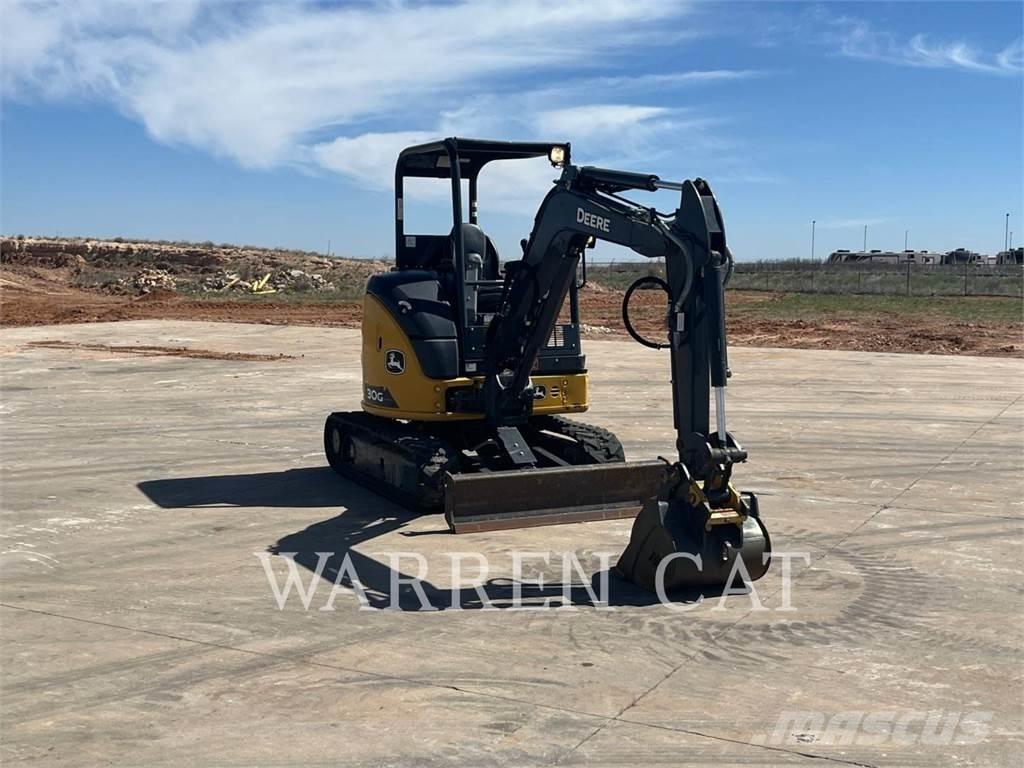 John Deere 30G Pelle sur chenilles