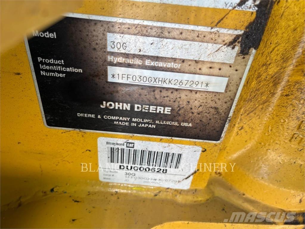 John Deere 30G Pelle sur chenilles