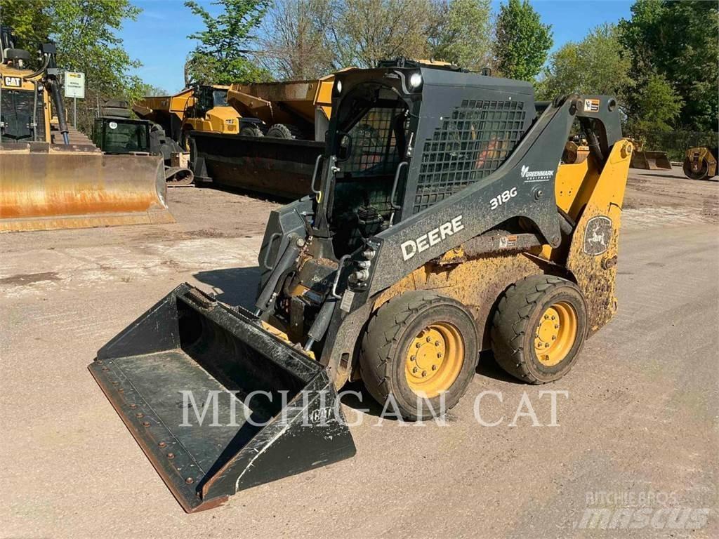 John Deere 318G Chargeuse compacte