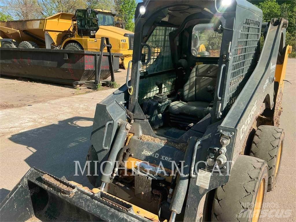 John Deere 318G Chargeuse compacte