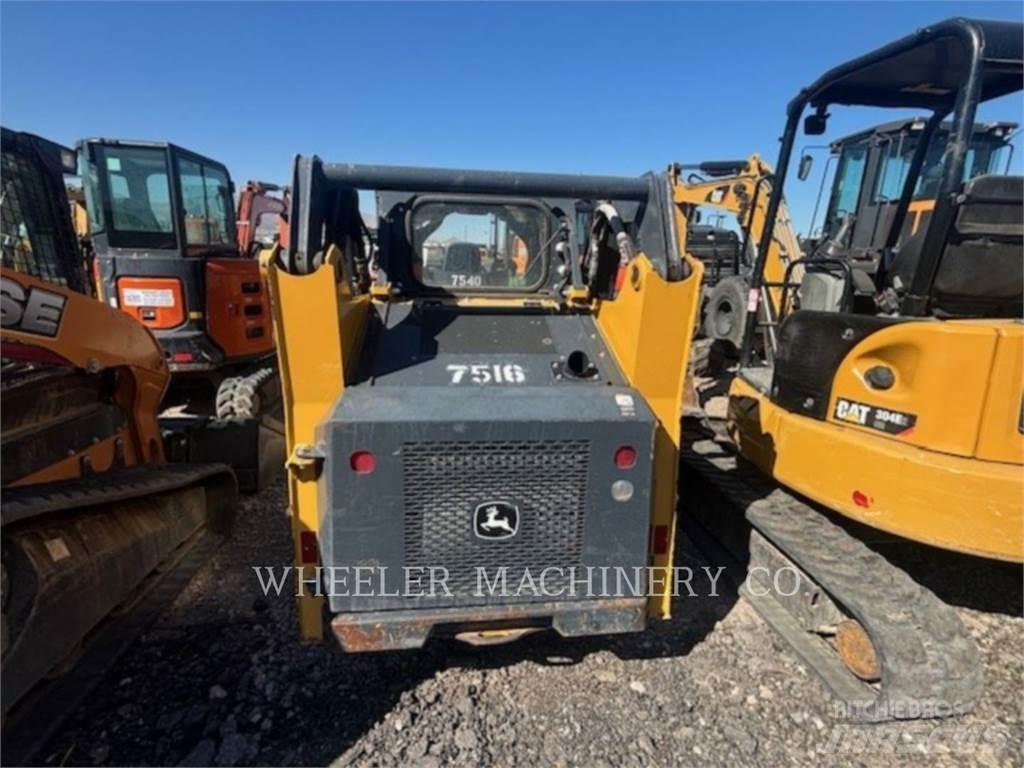 John Deere 318G SSL Chargeuse compacte