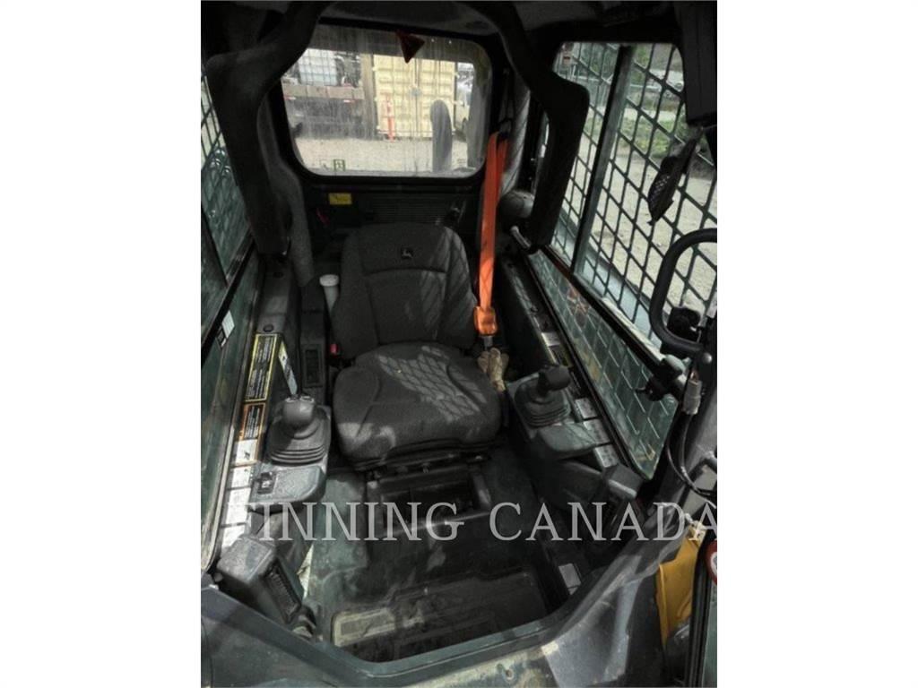 John Deere 324G Chargeuse compacte