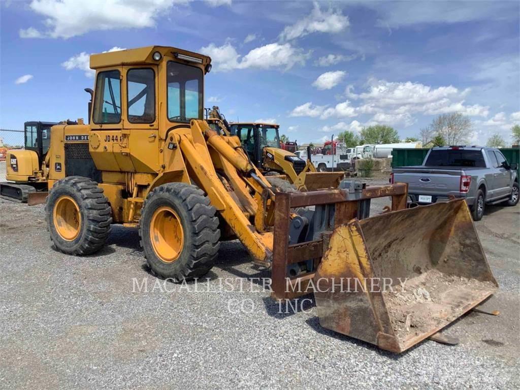 John Deere 444 Chargeuse sur pneus
