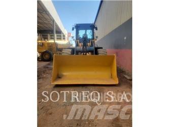 John Deere 524K Chargeuse sur pneus