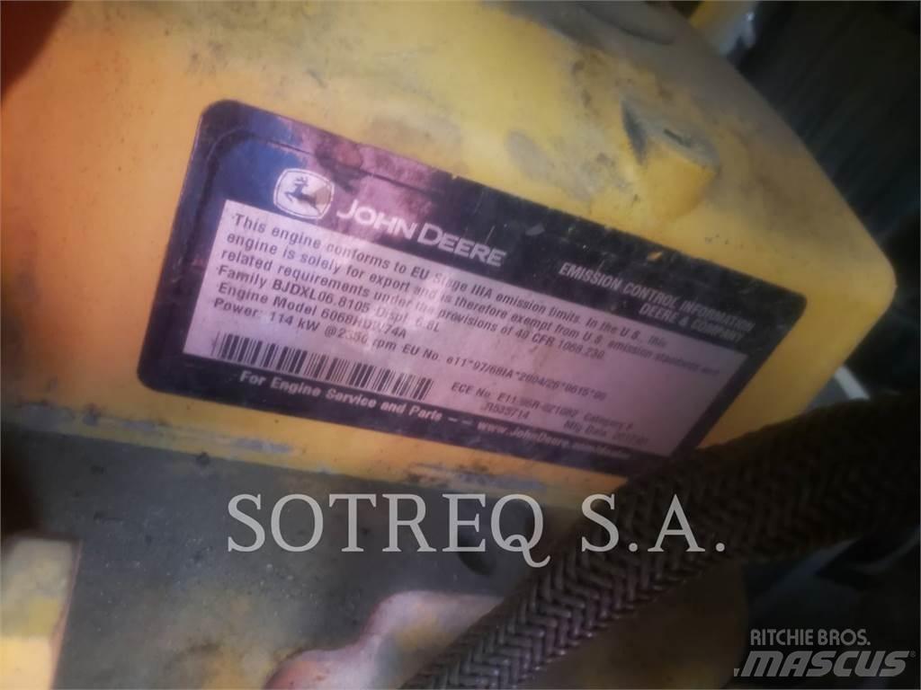 John Deere 524K Chargeuse sur pneus