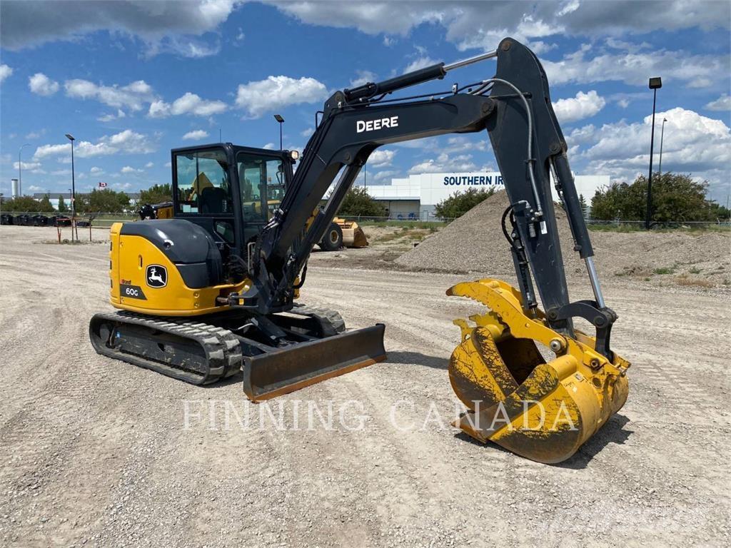 John Deere 60G Pelle sur chenilles