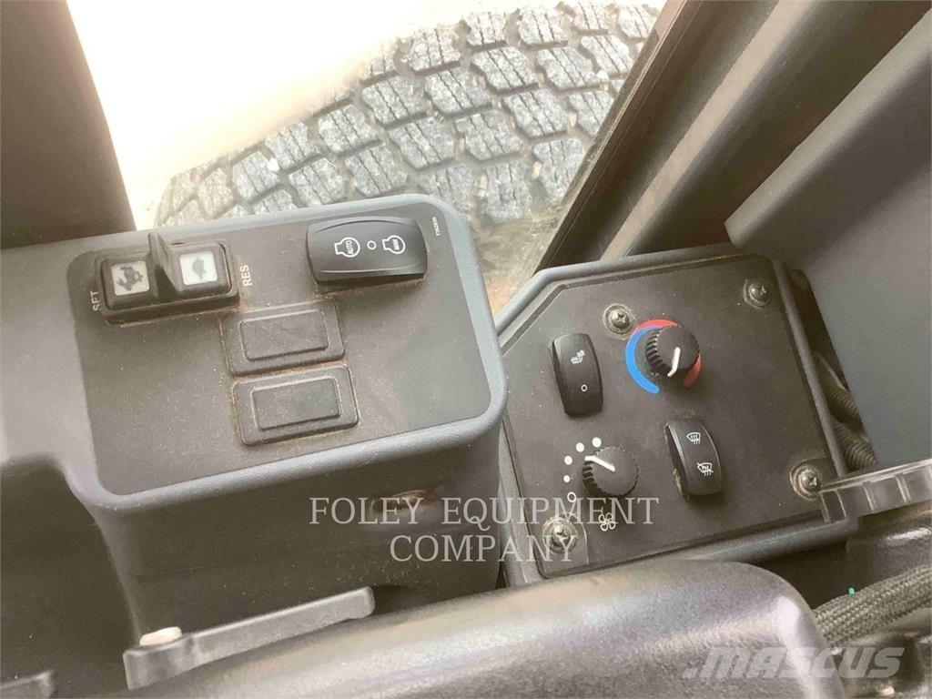 John Deere 670GP Niveleuse
