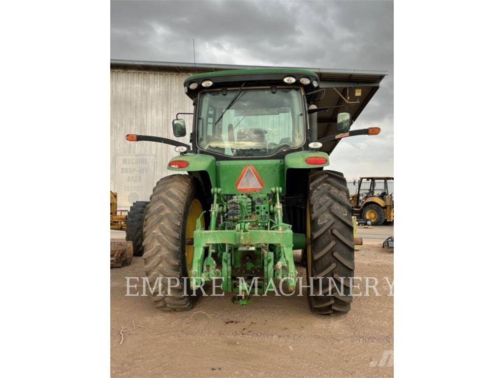 John Deere 7215R Tracteur
