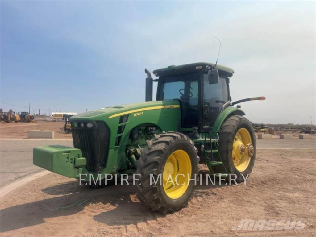 John Deere 8320R Tracteur