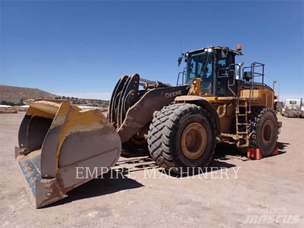 John Deere 844P Chargeuse sur pneus