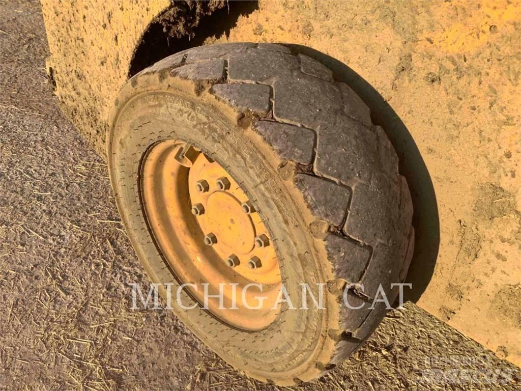 John Deere & CO. 318G Chargeuse compacte