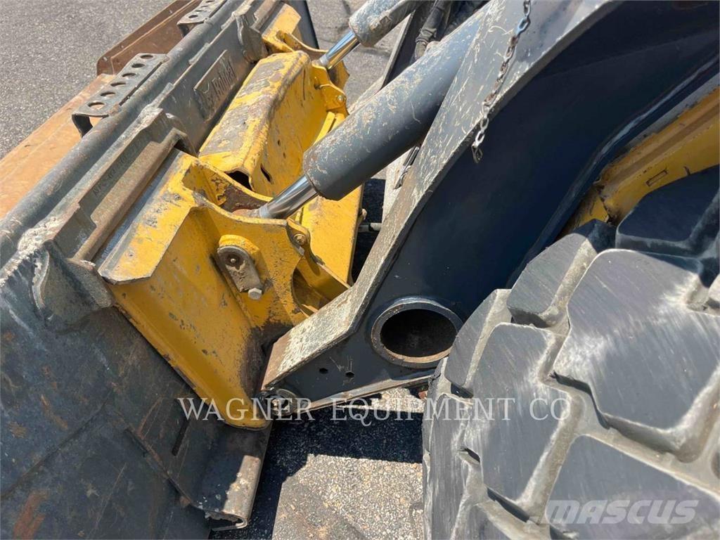 John Deere & CO. 324G Chargeuse compacte