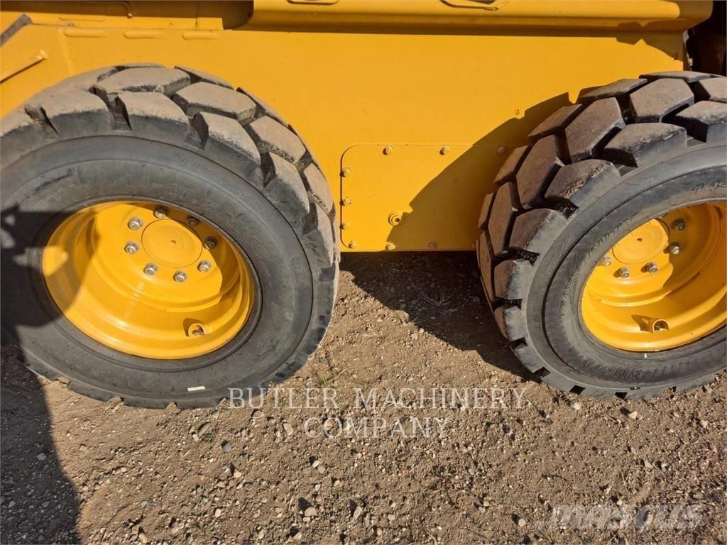 John Deere & CO. 332G Chargeuse compacte