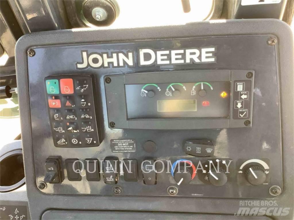 John Deere & CO. 410L Tractopelle