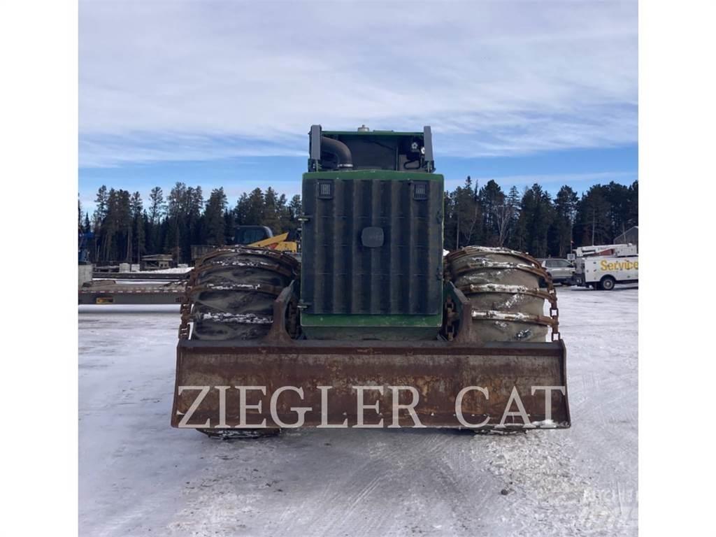 John Deere & CO. 748L Tracteurs forestiers