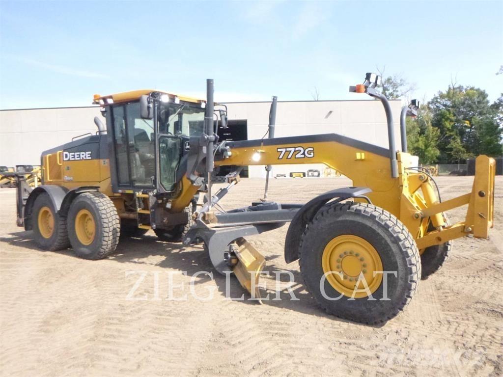 John Deere & CO. 772 G Niveleuse