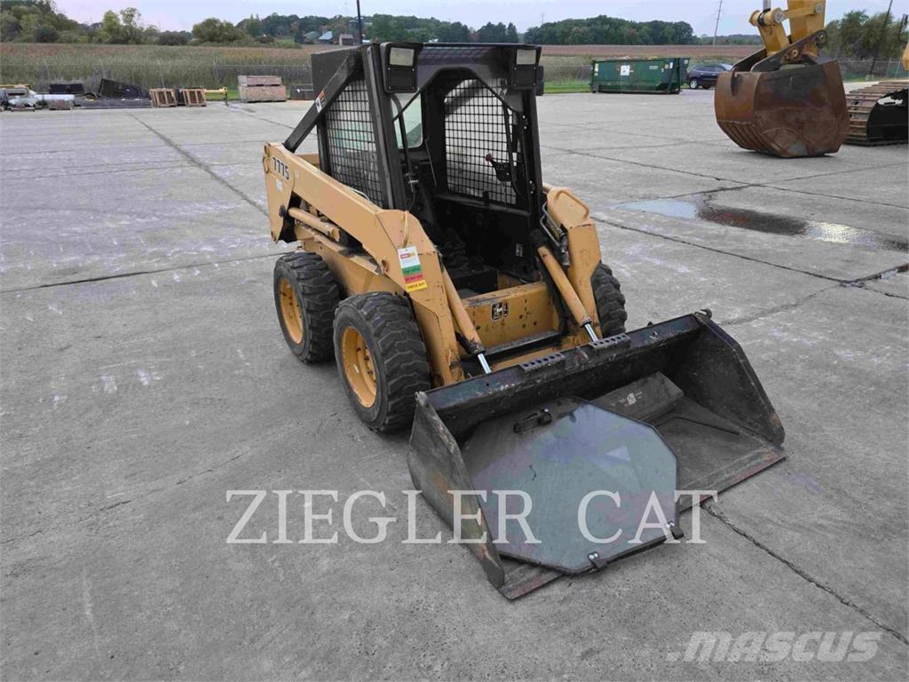 John Deere & CO. 7775 Chargeuse compacte
