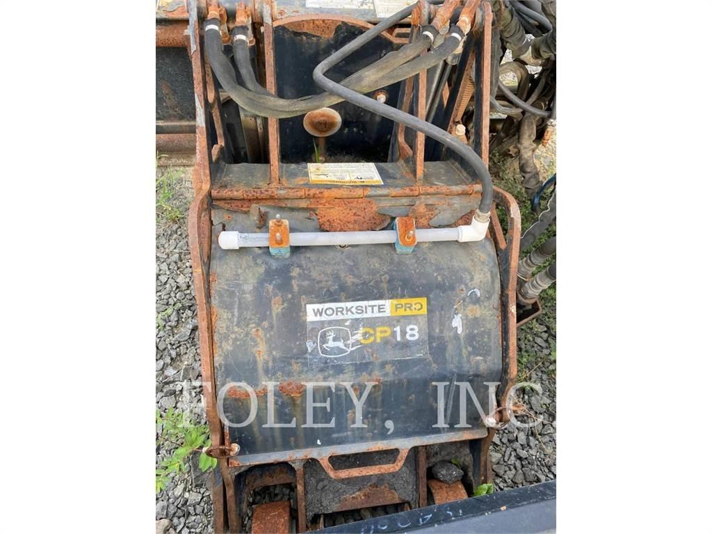 John Deere CP18 Godet raboteur