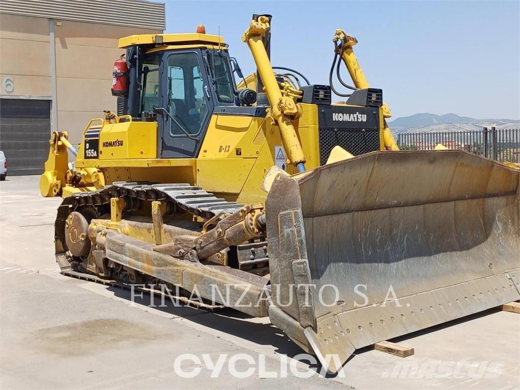 Komatsu D155 Bouteurs sur chenilles