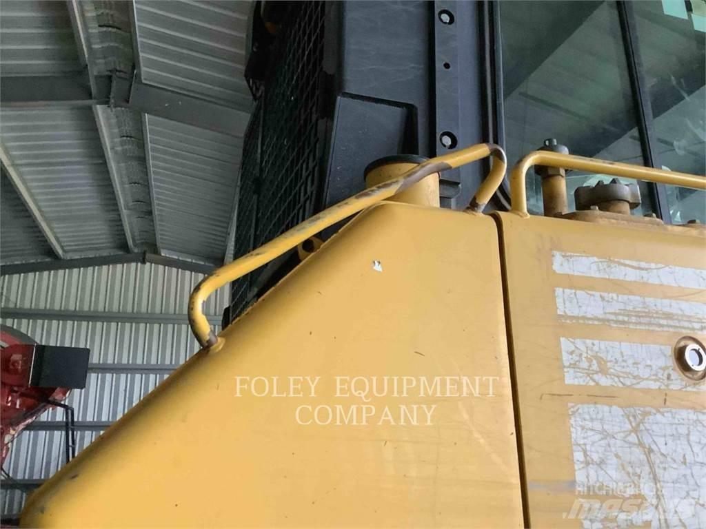 Komatsu D65EX17 Bouteurs sur chenilles