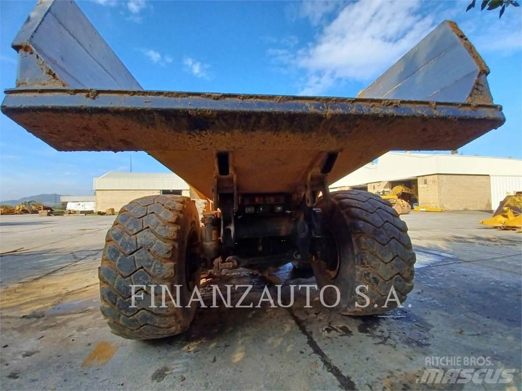 Komatsu HM400-2 Tombereau articulé