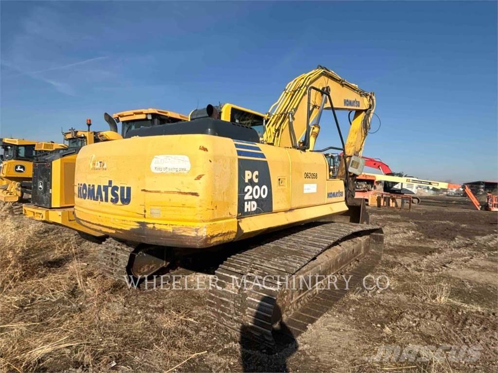Komatsu PC200-8 Pelle sur chenilles