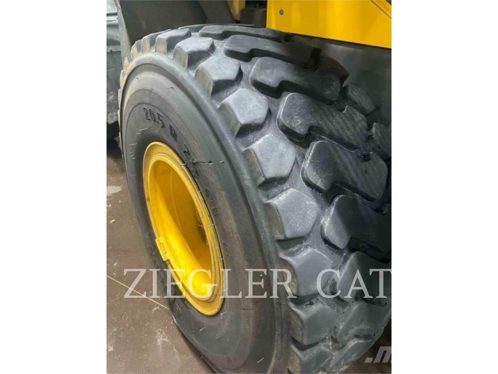 Komatsu WA320 Chargeuse sur pneus