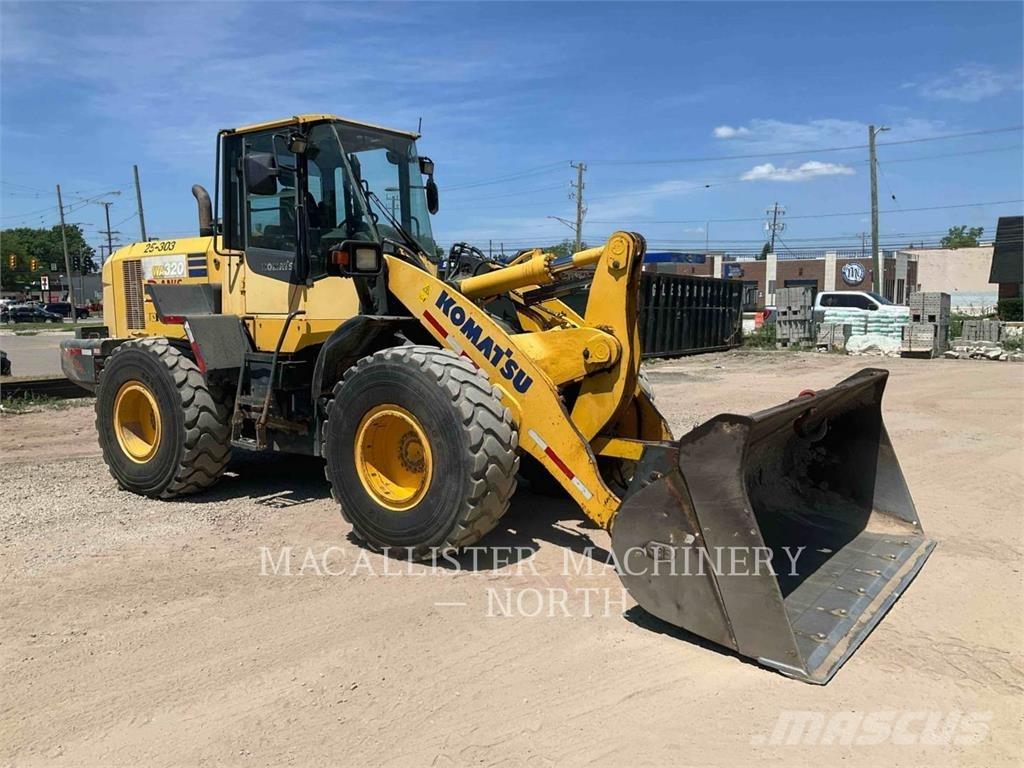 Komatsu WA320-7 Chargeuse sur pneus