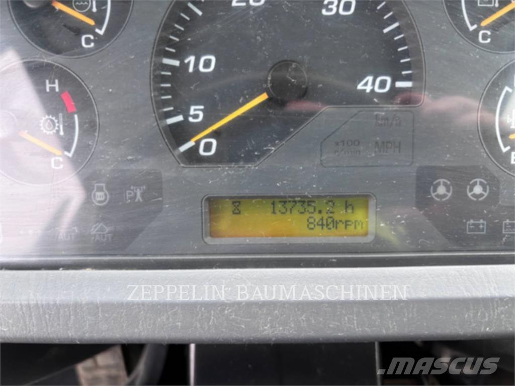 Komatsu WA470LC-6 Chargeuse sur pneus