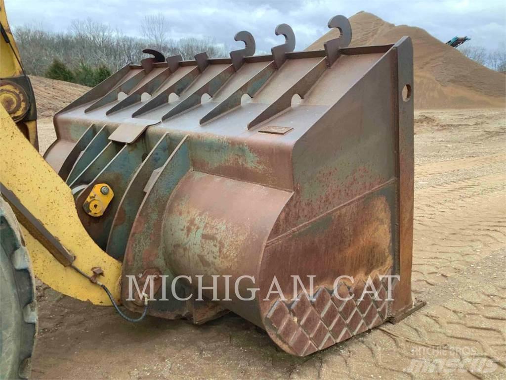 Komatsu WA500 Chargeuse sur pneus