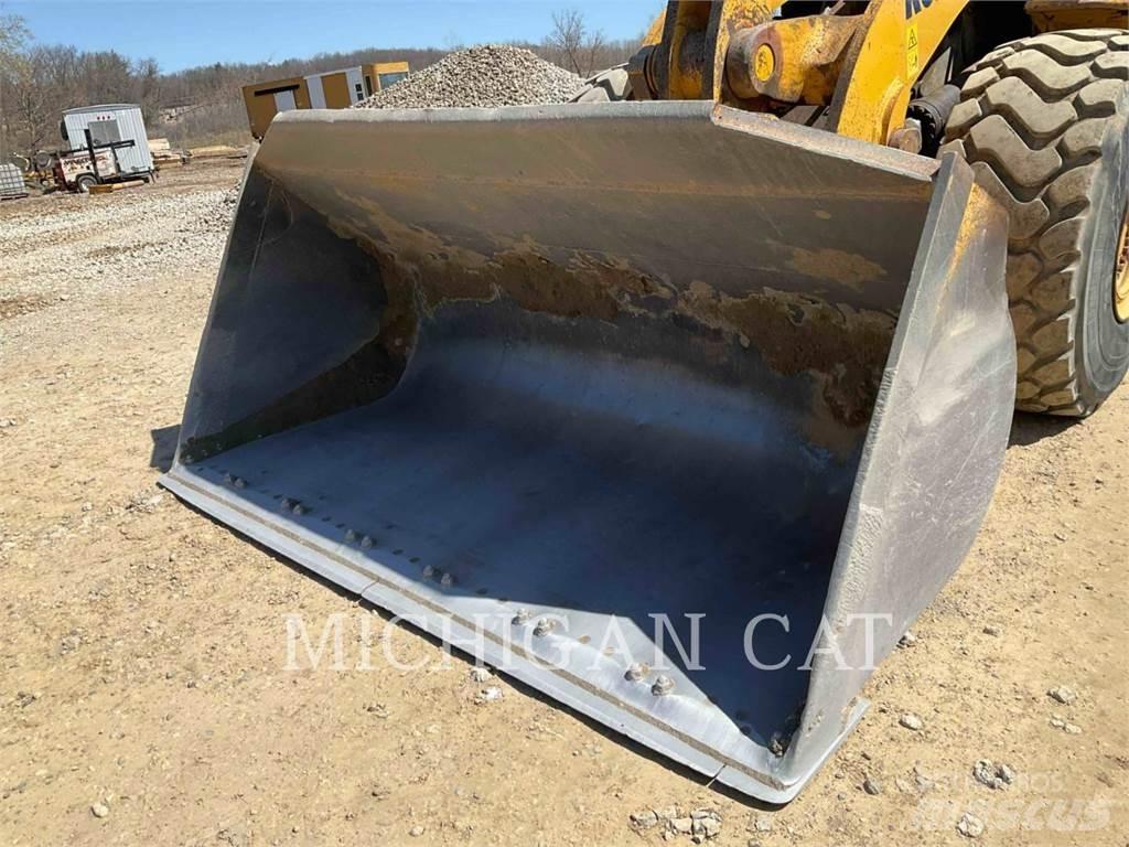Komatsu WA500-7 Chargeuse sur pneus