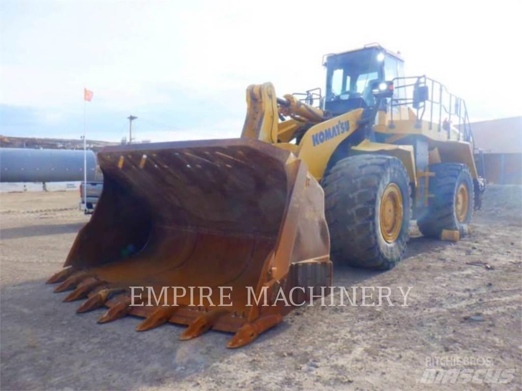 Komatsu WA600-8 Chargeuse sur pneus