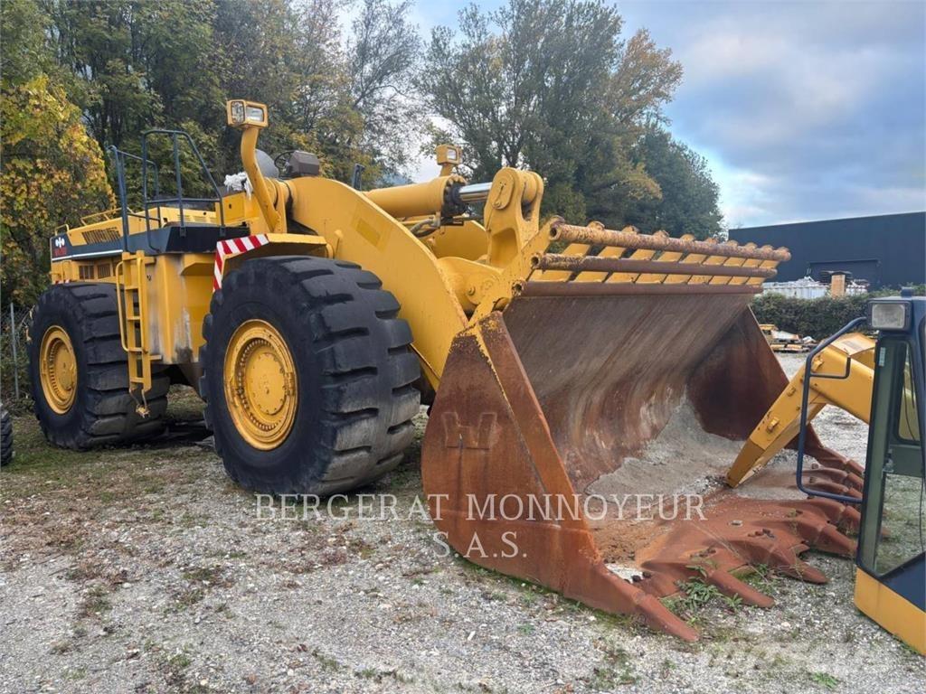 Komatsu WA700 Chargeuse sur pneus