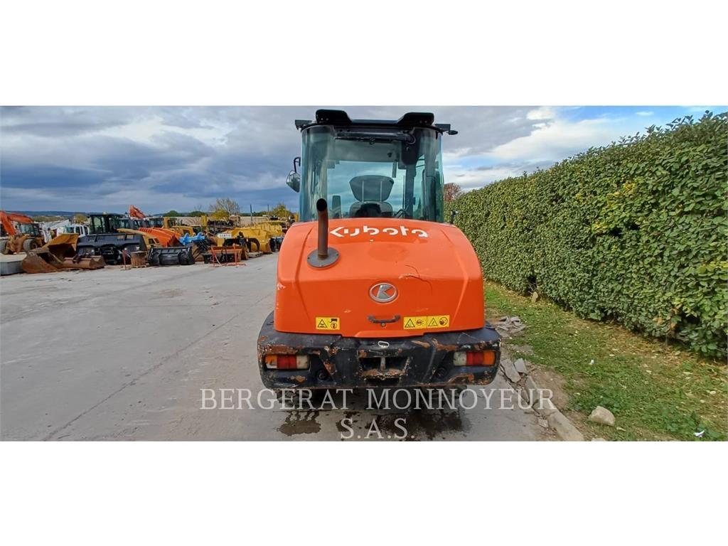 Kubota R065 Chargeuse sur pneus