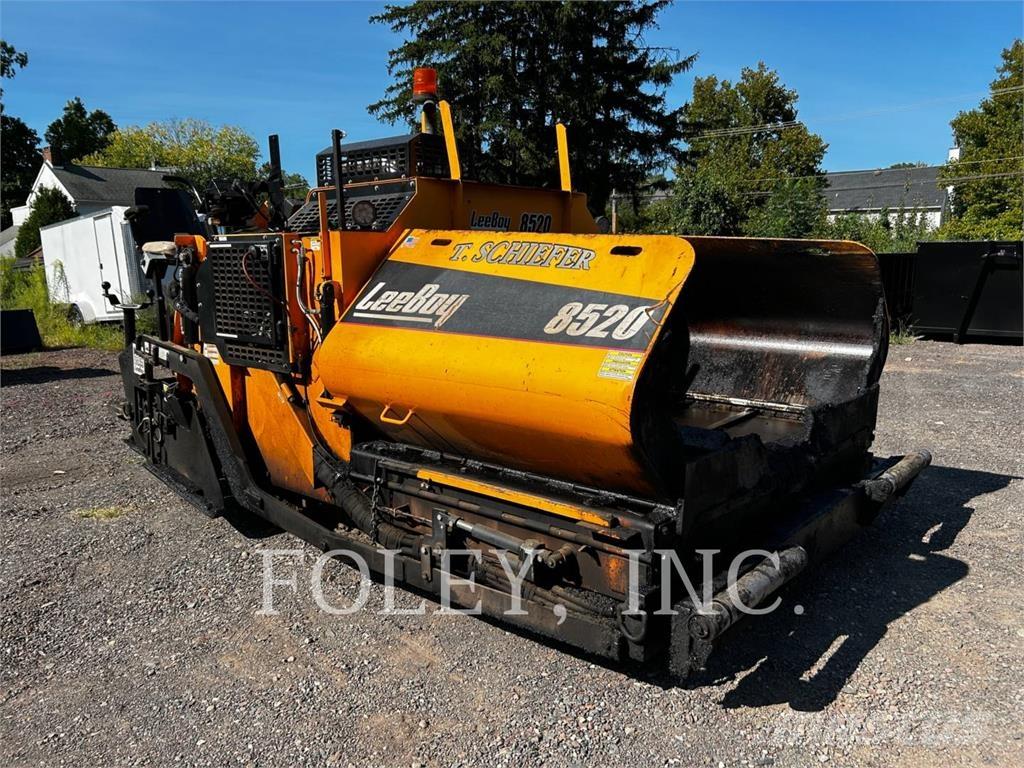 LeeBoy 8520 Finisseur