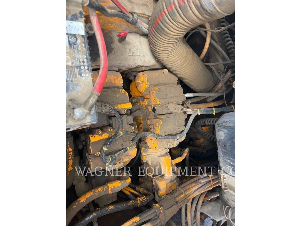 LeeBoy L8816 T Finisseur