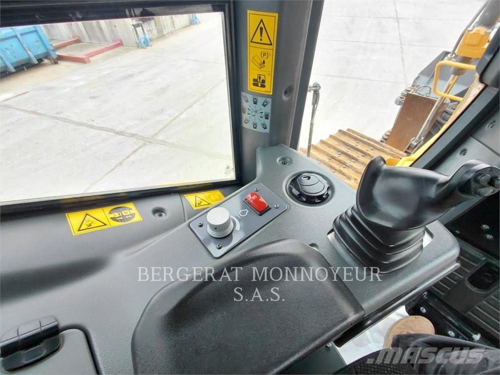 Liebherr PR736 05LGP Bouteurs sur chenilles