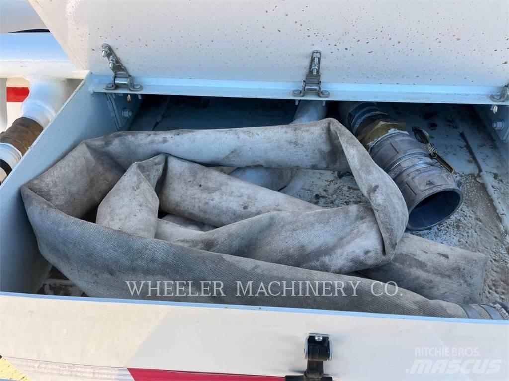 Mack WT2000 A Motrici cisterna