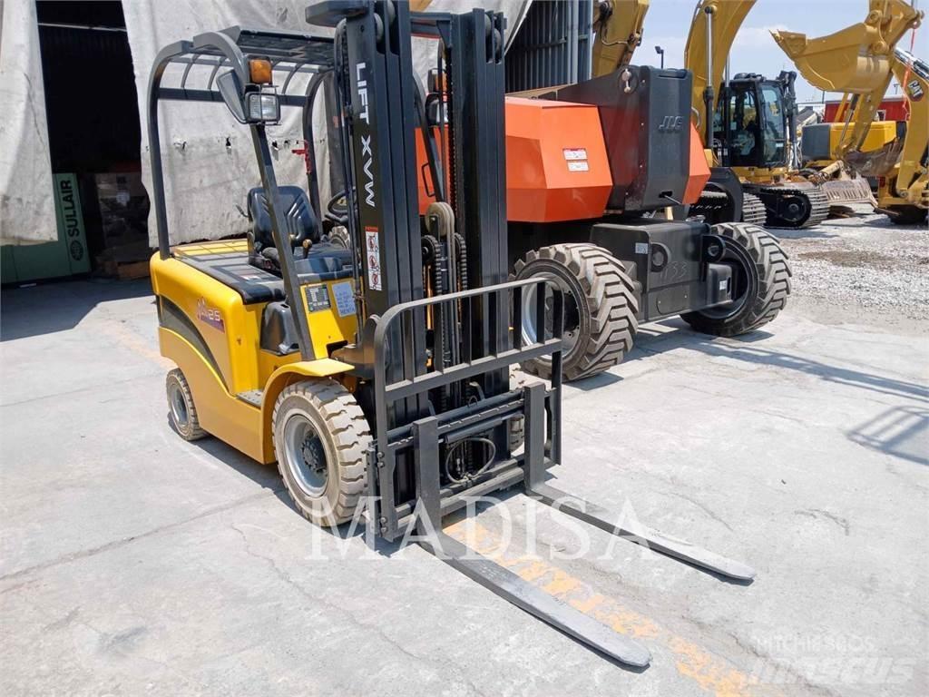 MAXI-LIFT FB25 Autres Chariots élévateurs