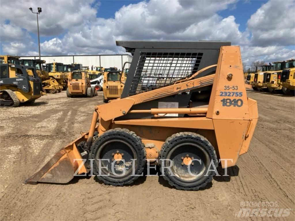 New Holland 1840 Chargeuse compacte