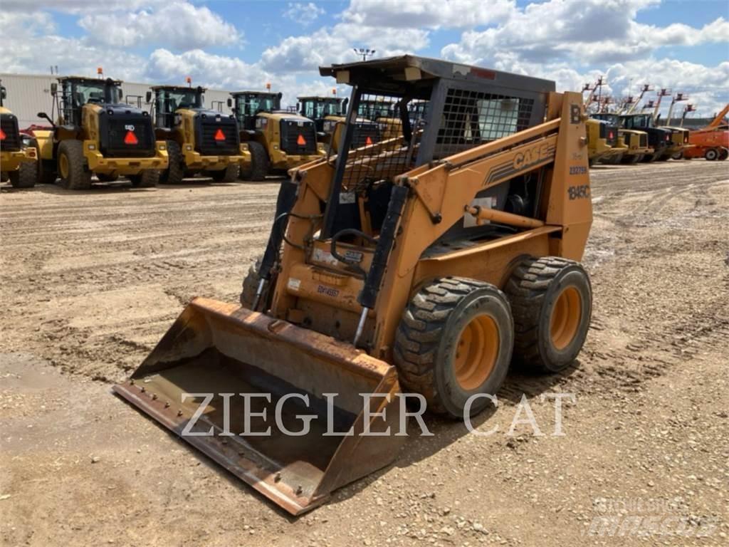 New Holland 1845 Chargeuse compacte