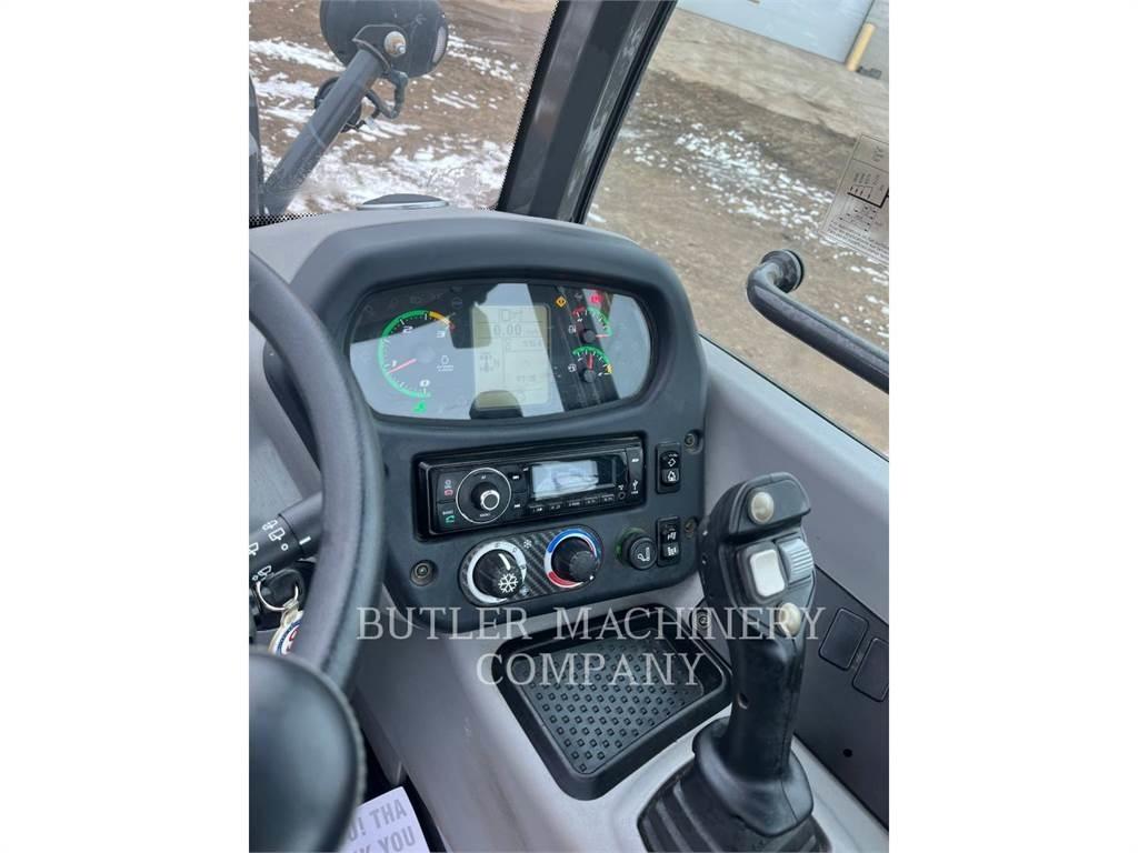 New Holland 321F Chargeuse sur pneus