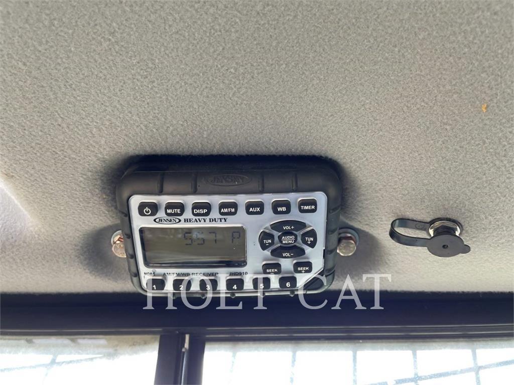 New Holland C237 Chargeuse sur chenilles