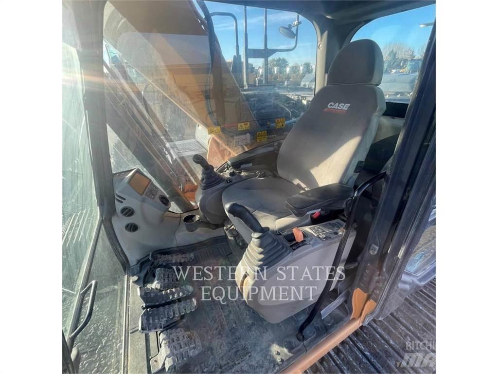 New Holland CX250D Pelle sur chenilles