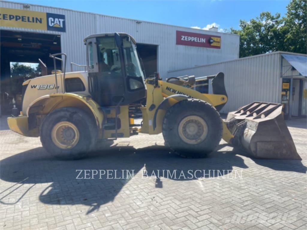New Holland W190 Chargeuse sur pneus