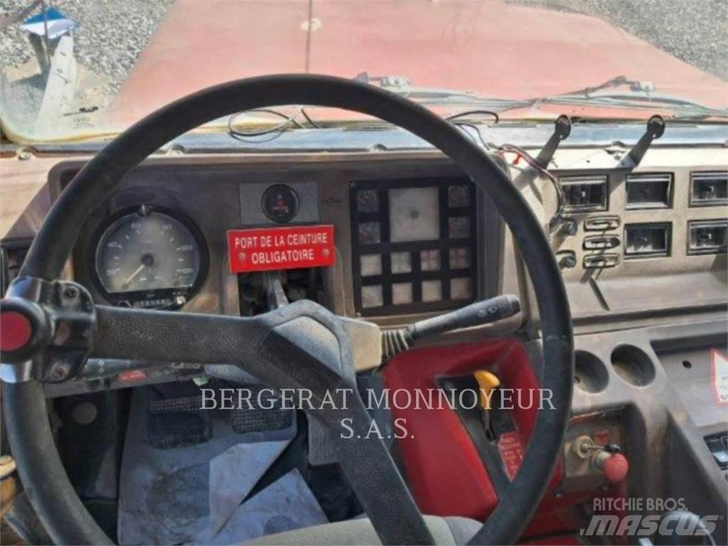 Perlini 131 33 Tombereau articulé