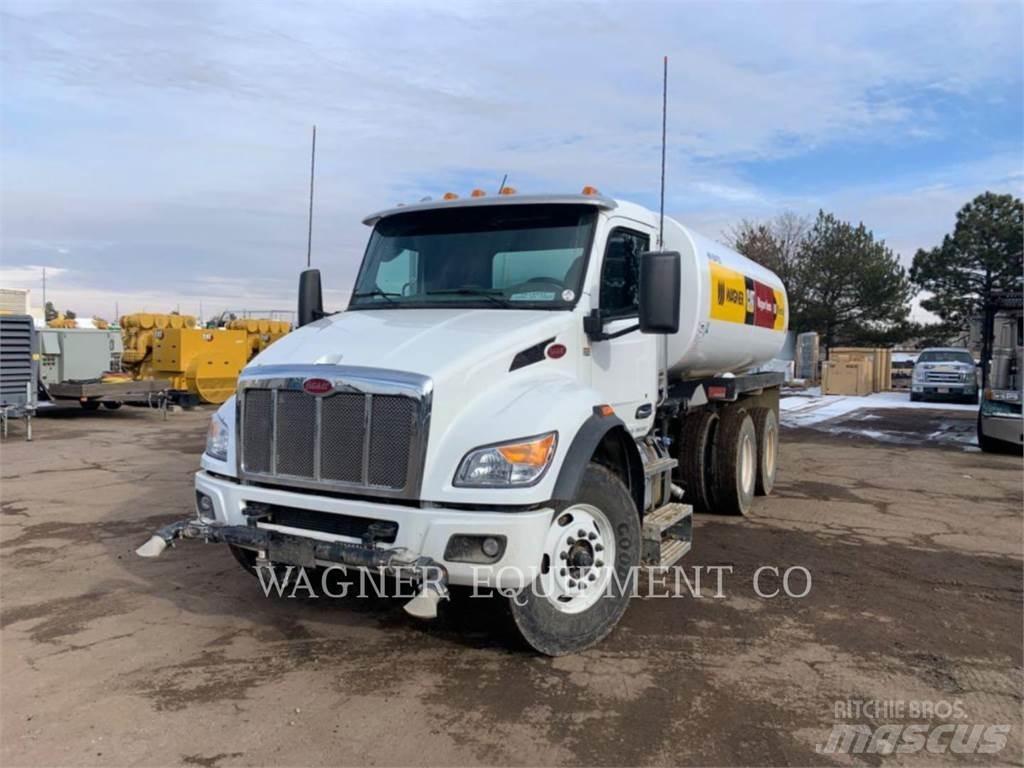 Peterbilt 4000G 548 Camion citerne à eau