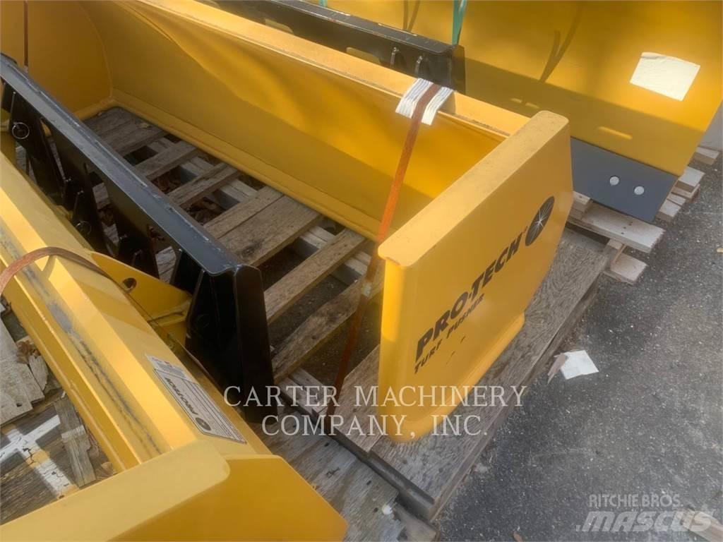 Protec SNOW TURF PUSHER Souffleuse à neige